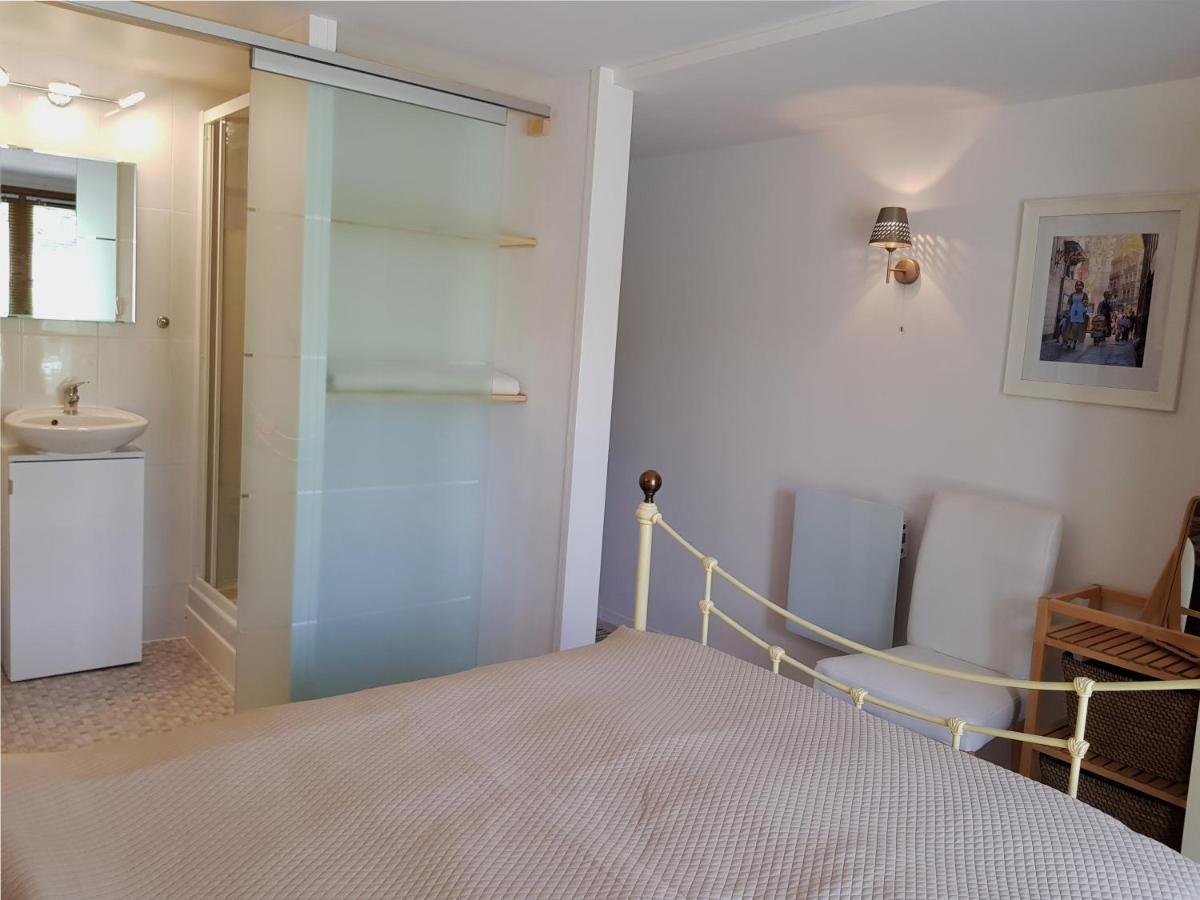 Le Pre Pigeon 86250 Charroux Vienne Bed and Breakfast Buitenkant foto