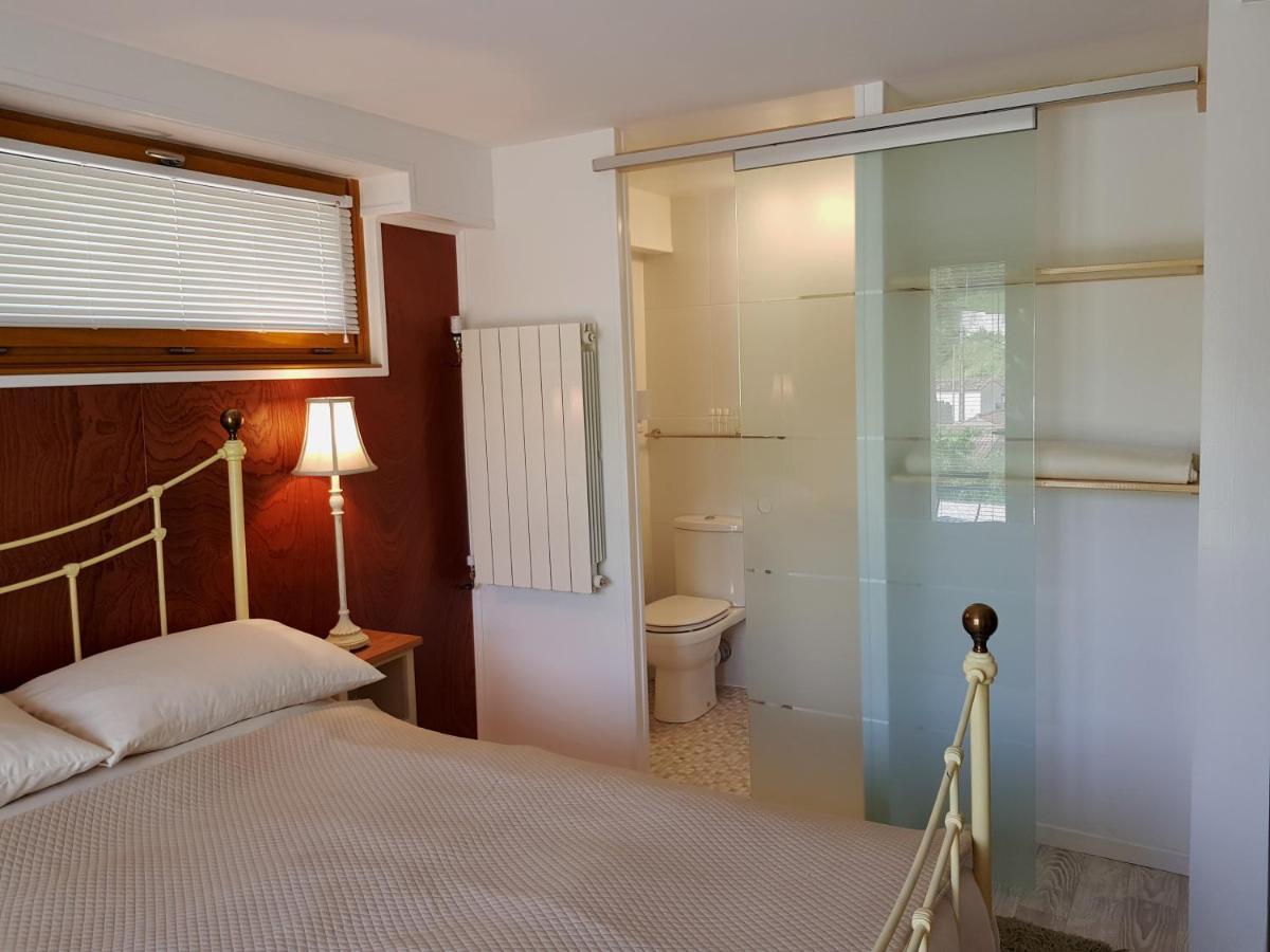 Le Pre Pigeon 86250 Charroux Vienne Bed and Breakfast Buitenkant foto