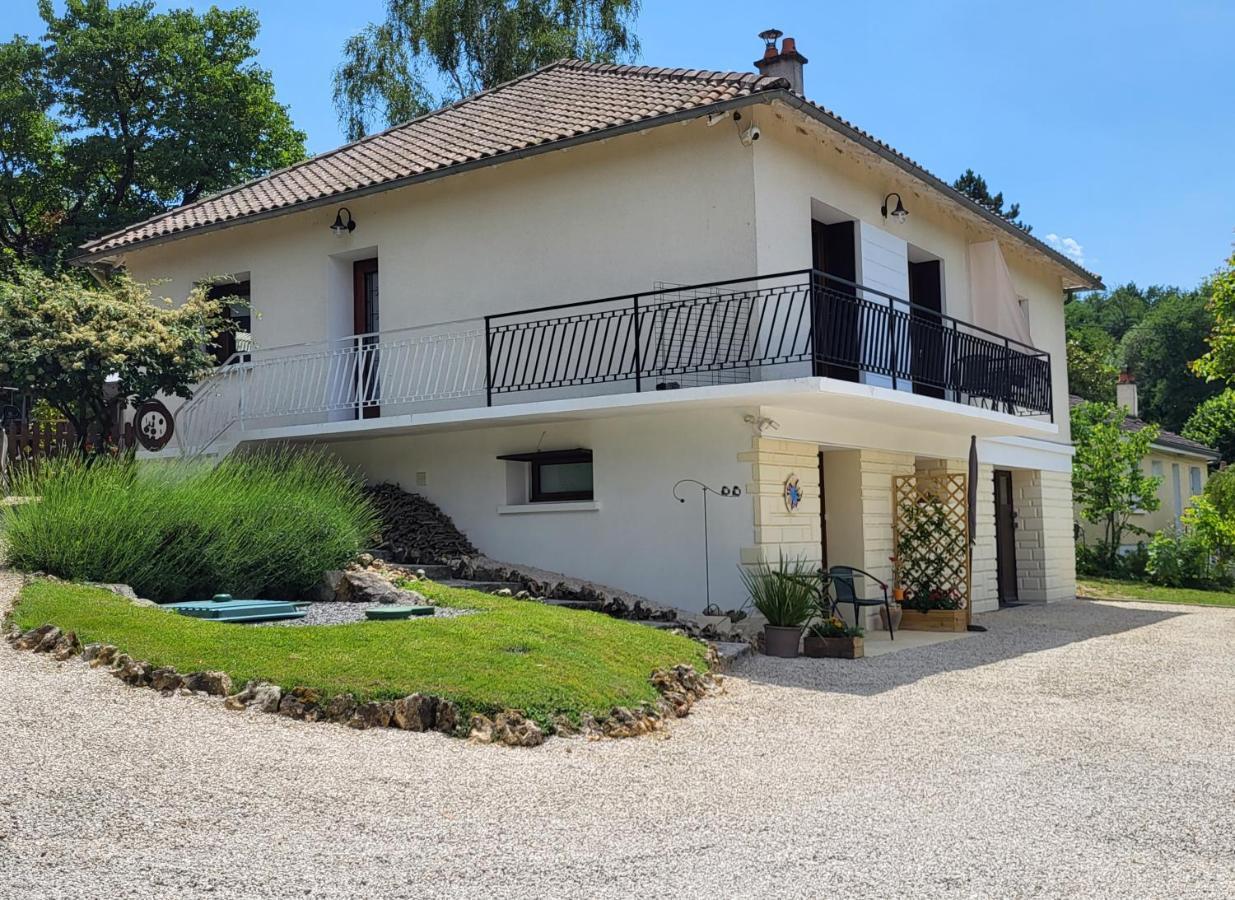 Le Pre Pigeon 86250 Charroux Vienne Bed and Breakfast Buitenkant foto
